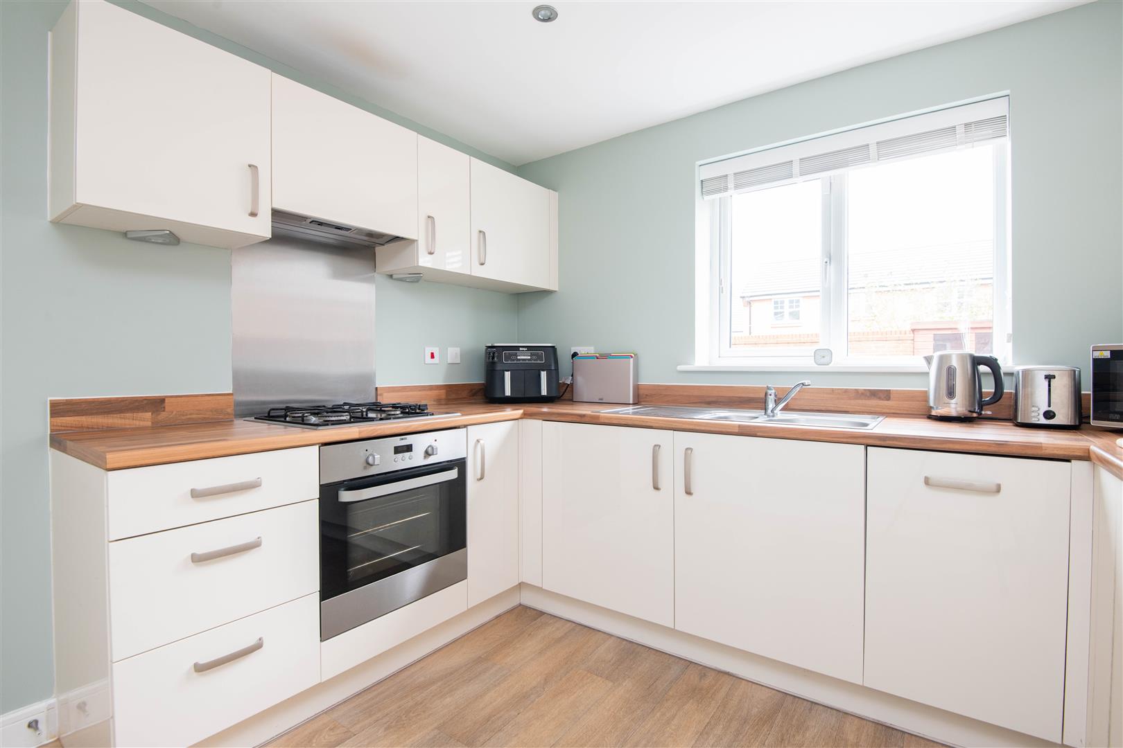 Hale Grove, Chorley